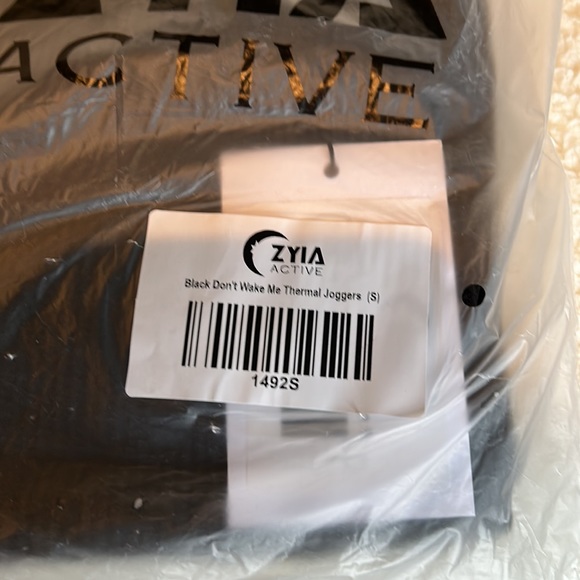 NEW Zyia Women's Black Thermal Jogger - S - Picture 5 of 5